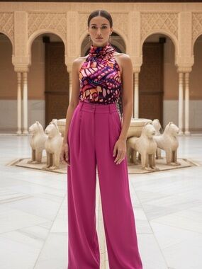 Women’s High-Waist Wide-Leg Pants in Fuchsia